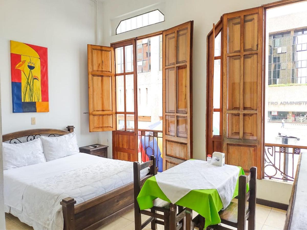 Hotel Colonial 마니살레스 외부 사진