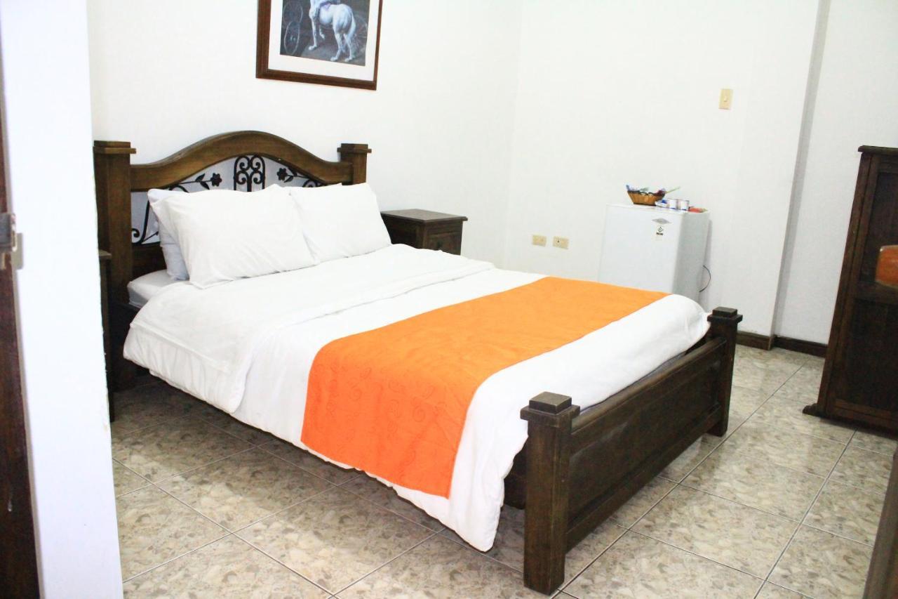 Hotel Colonial 마니살레스 외부 사진